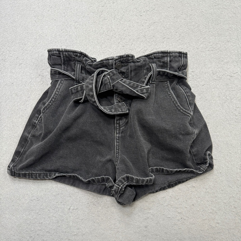 American Eagle Shorts Women's 4 Black Paperbag Denim High Rise Button Fly Belted